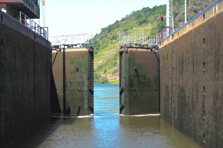 Vanuit Alken: Terug dagtrip per boot naar CochemVan Alken: dagtocht terug per boot naar Cochem