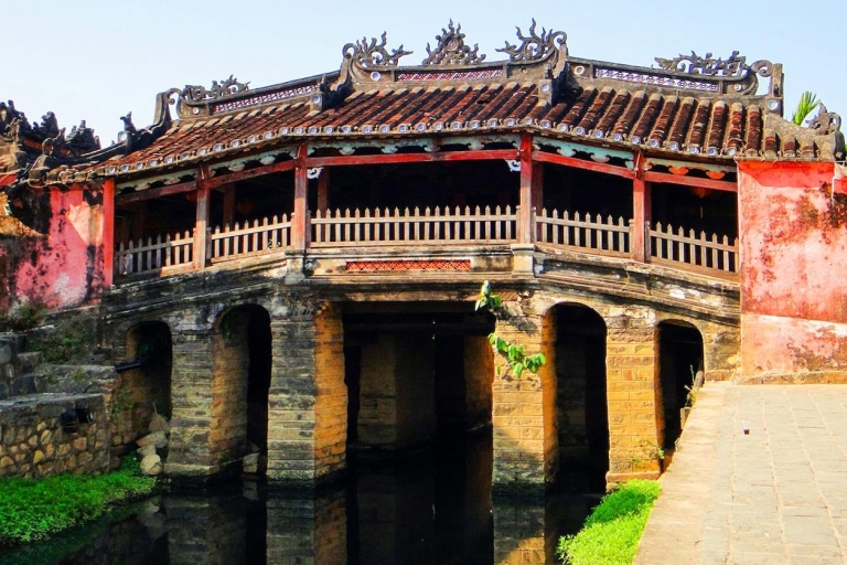 Hoi An by Night: 4-Hour Tour with Dinner Group Tour (max 15 pax/group)