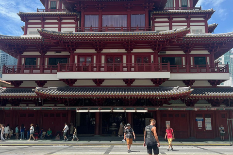 Singapore: Chinatown Clans History and Food Tour