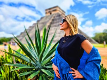 Cancún: Chichen Itza, Cenote, and Valladolid Tour with Lunch
