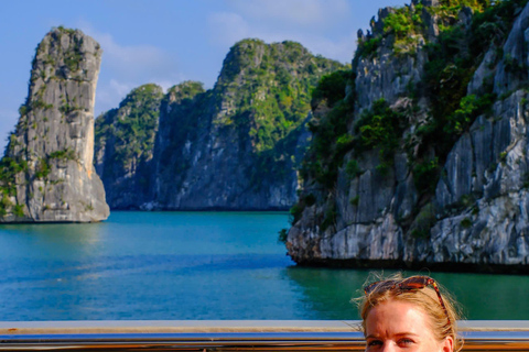 Hanoi: Cat Ba Island & Lan Ha Bay Day Trip with Cruise Pick up Ninh Binh & drop off Hanoi