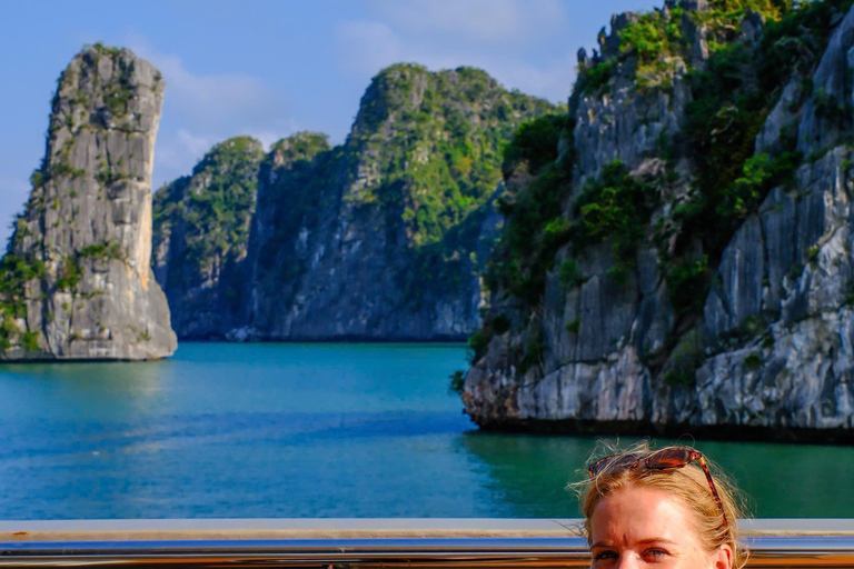 Hanoi: Cat Ba Island & Lan Ha Bay Day Trip with Cruise Pick up Ninh Binh & drop off Hanoi