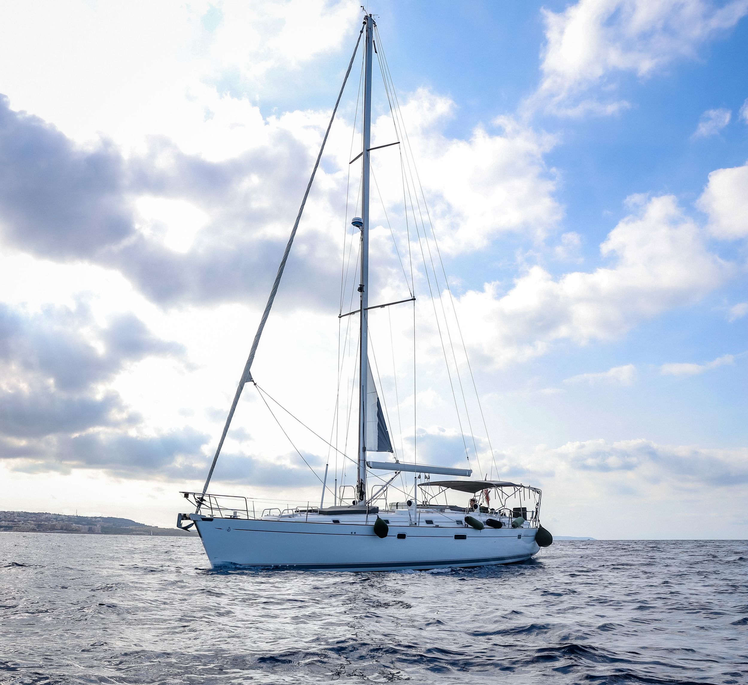 Kanpai: erkunde Malta, Comino und Gozo mit einem privaten Charterboot