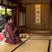 Maikoya Nishiki: Kimono Tea Ceremony with Matcha and Sweets Maikoya Nishiki: Kimono Tea Ceremony with Matcha and Sweets
