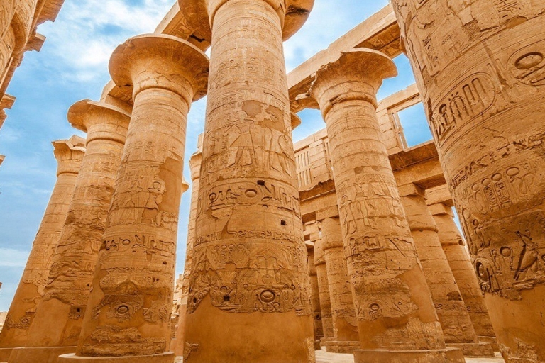 Asuán: Excursión Privada de 3 Días por Egipto con Crucero por el Nilo, GloboBarco de lujo
