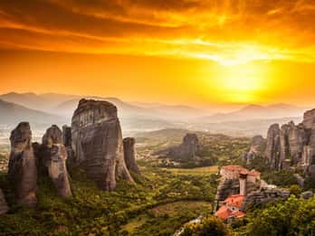 Atenas: Meteora: Excursión de 2 días en grupo reducido con alojamiento