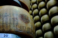 De Parma, Parmesan, Parma Ham & Balsamic Vinegar Tour - Hizvo