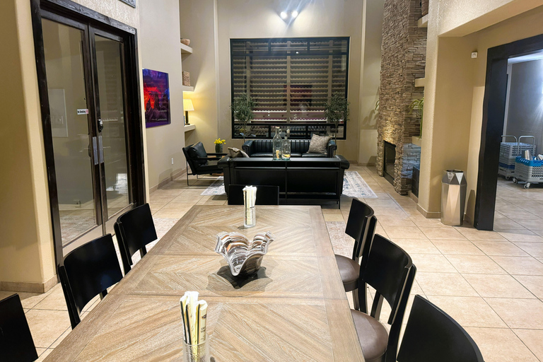 Visite panoramique de Las Vegas/Pahrump avec dégustation de vin et nourritureLas Vegas / Pahrump Dégustation de vins et collations