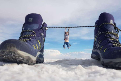 Uyuni: Płaskowyże solne i wycieczka z przewodnikiem o zachodzie słońca z lunchem