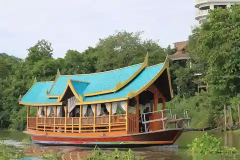 Bangkok : Visite de la ville flottante avec le bateau du patrimoine et le Wat Arun
