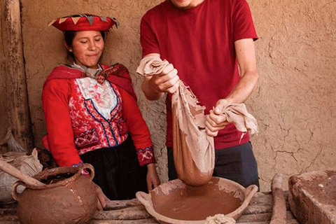 From Cusco: Full-Day Artisan Creativity Tour