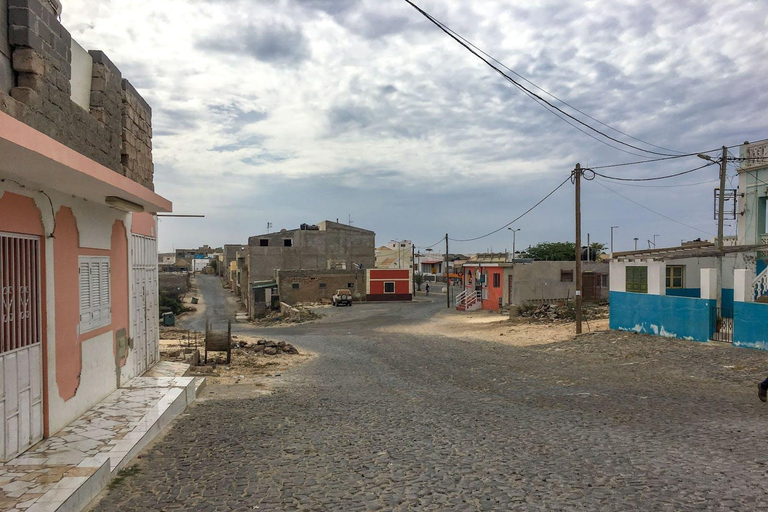 Półdniowa wycieczka 4x4 z pustynią Viana i wioskamiPołudniowa Boa Vista 4x4 Tour z pustynią Viana i wioskami