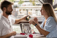 Paris, 3-Course Lunch Cruise on the River Seine - Housity