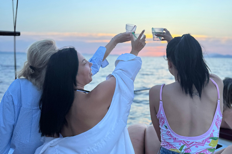 Sunset Cruise Athens Riviera – Half Day Swimming&BBQ onBoard