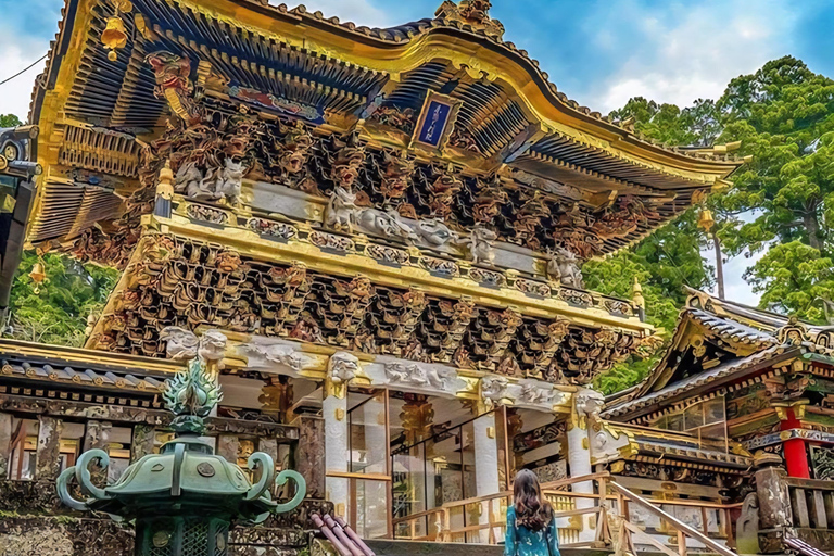 Nikko: 11 Hours' Tour with Licensed English Guide & Car Luxury Extra Spacious Hiace for upto 12 Persons