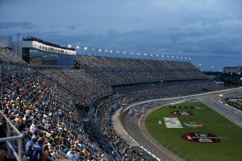 NASCAR Coke Zero 400 Race Standaard Pakket