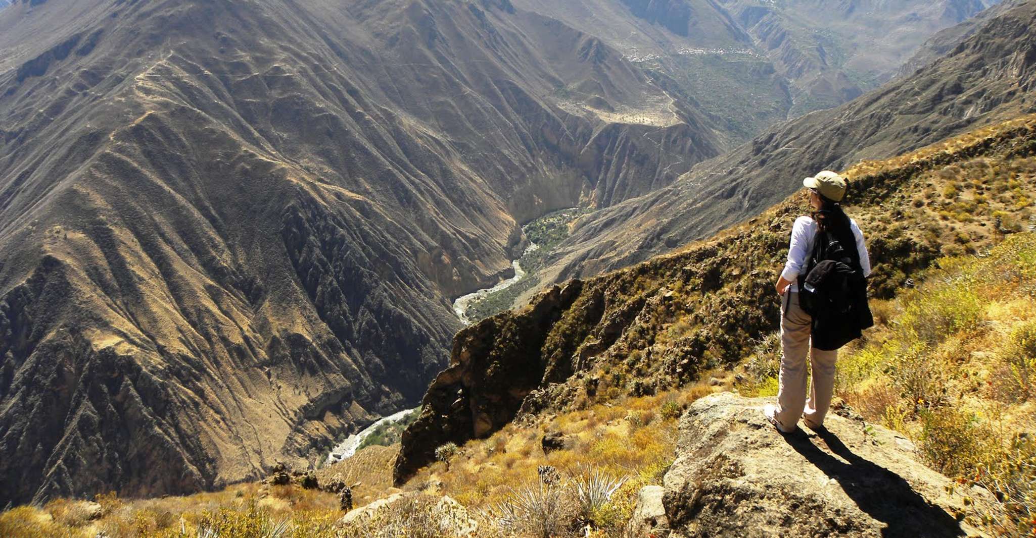 Colca Canyon Trekking 2 days - Housity