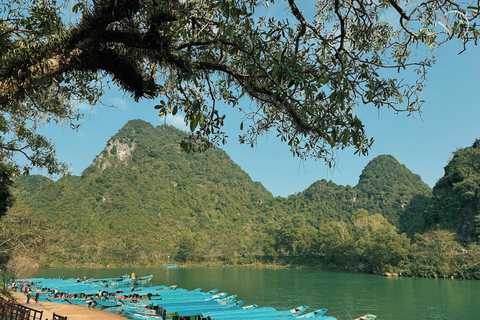 Phong Nha Cave & Paradise Cave: Guided Tour Boat & Explore Group Tour with Drop-Off in Hue