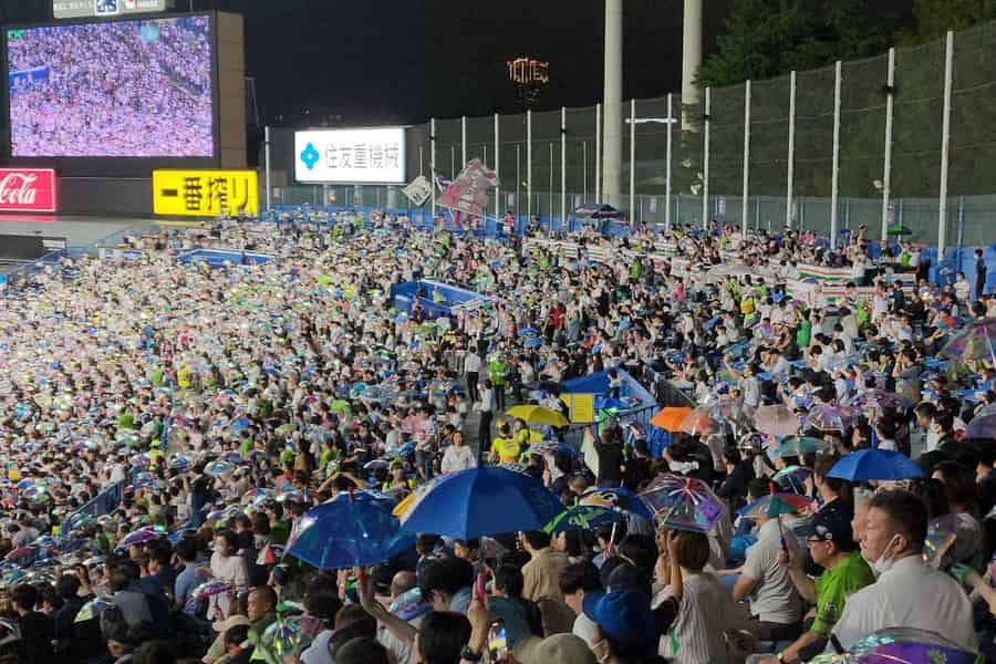 Tokio: Japanisches Baseballspiel live mit einem lokalen Guide auf Spanisch oder Englisch. Foto: GetYourGuide Tokio: Japanisches Baseballspiel live mit einem lokalen Guide auf Spanisch oder Englisch. Foto: GetYourGuide