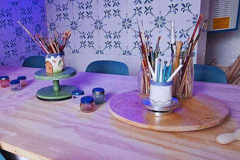 Naples: Ceramic Workshop with Decoration and Aperitif