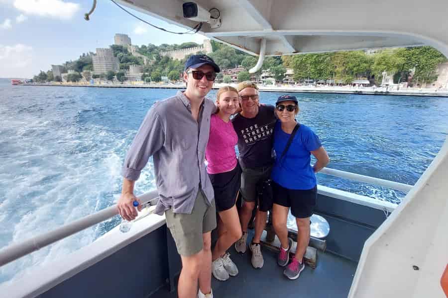 Istanbul: Private Städtetour durch die Altstadt mit Bosporus-Kreuzfahrt. Foto: GetYourGuide Istanbul: Private Städtetour durch die Altstadt mit Bosporus-Kreuzfahrt. Foto: GetYourGuide