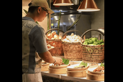 بوفيه بوراكاي ماندارين باي الدولي للولائم والموسيقى الحيةبوفيه عشاء مع ضلع ومأكولات بحرية وأطباق 