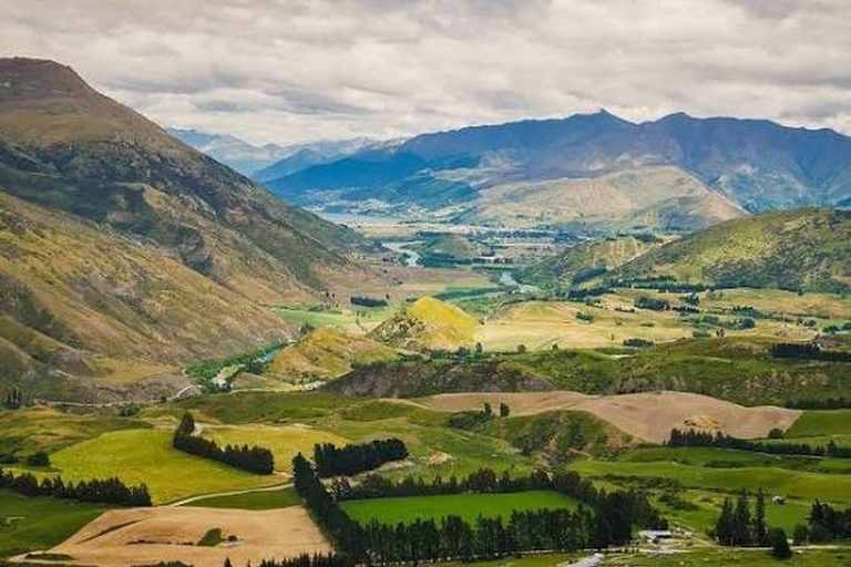 Private Arrowtown, Wanaka & Day Tour from Queenstown,8 Hours Private Tour – 1–3 Pax – 8 Hours