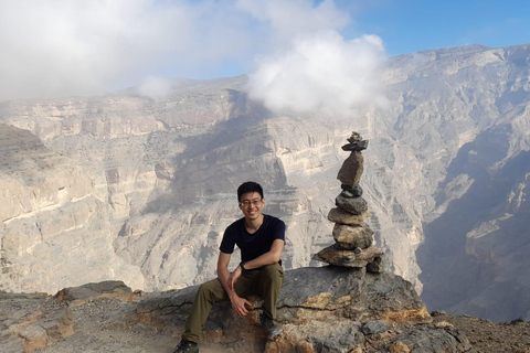 From Muscat: 2-Day Private Jebel Sham Tour with Hotel & Meal