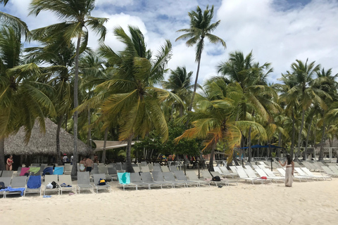 Excursão à Ilha Saona e ao Rio Chavon com almoço e bebidasOpção de excursão regular em grupo compartilhado