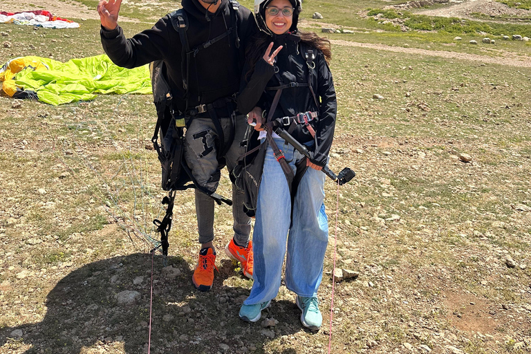 Avventura a Marrakech: parapendio, giro in cammello e colazione