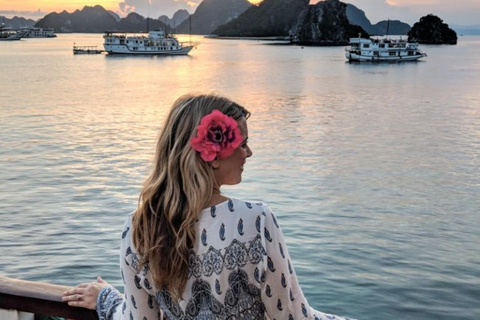 Hanoi: 3-Day Ninh Binh, Ha Long & Lan Ha Bay 5-Star Cruise