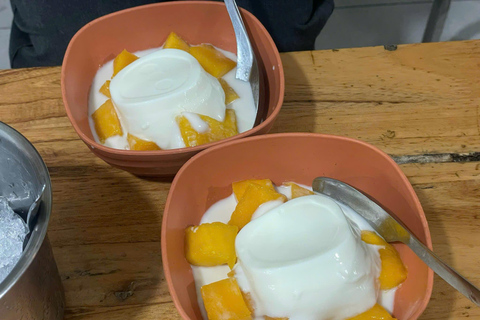 A Culinary Adventure in Hanoi's Old Quarter