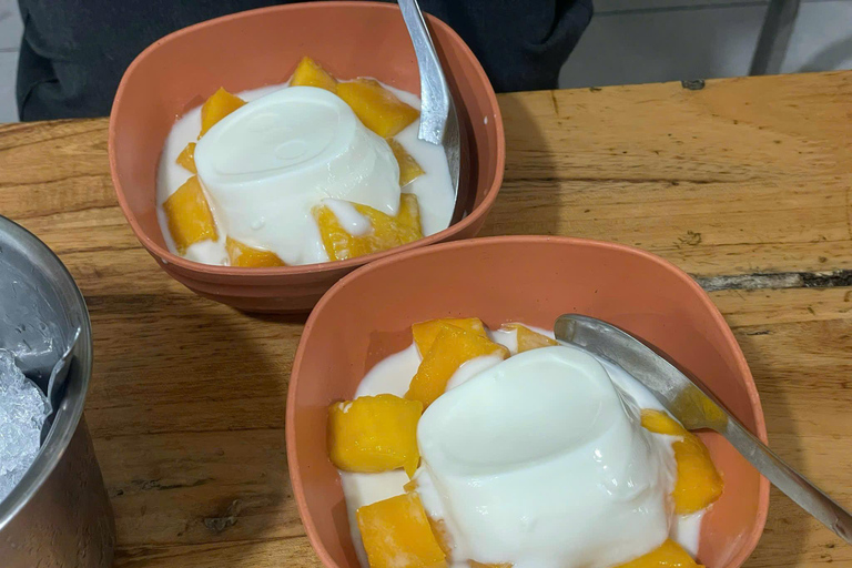 A Culinary Adventure in Hanoi's Old Quarter