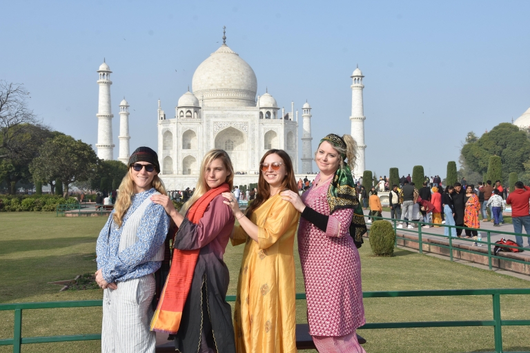 From Delhi: Taj Mahal Tour By Superfast Train All Inclusive Tour with 1st Class Train with Car, Guide, Tickets & Lunch