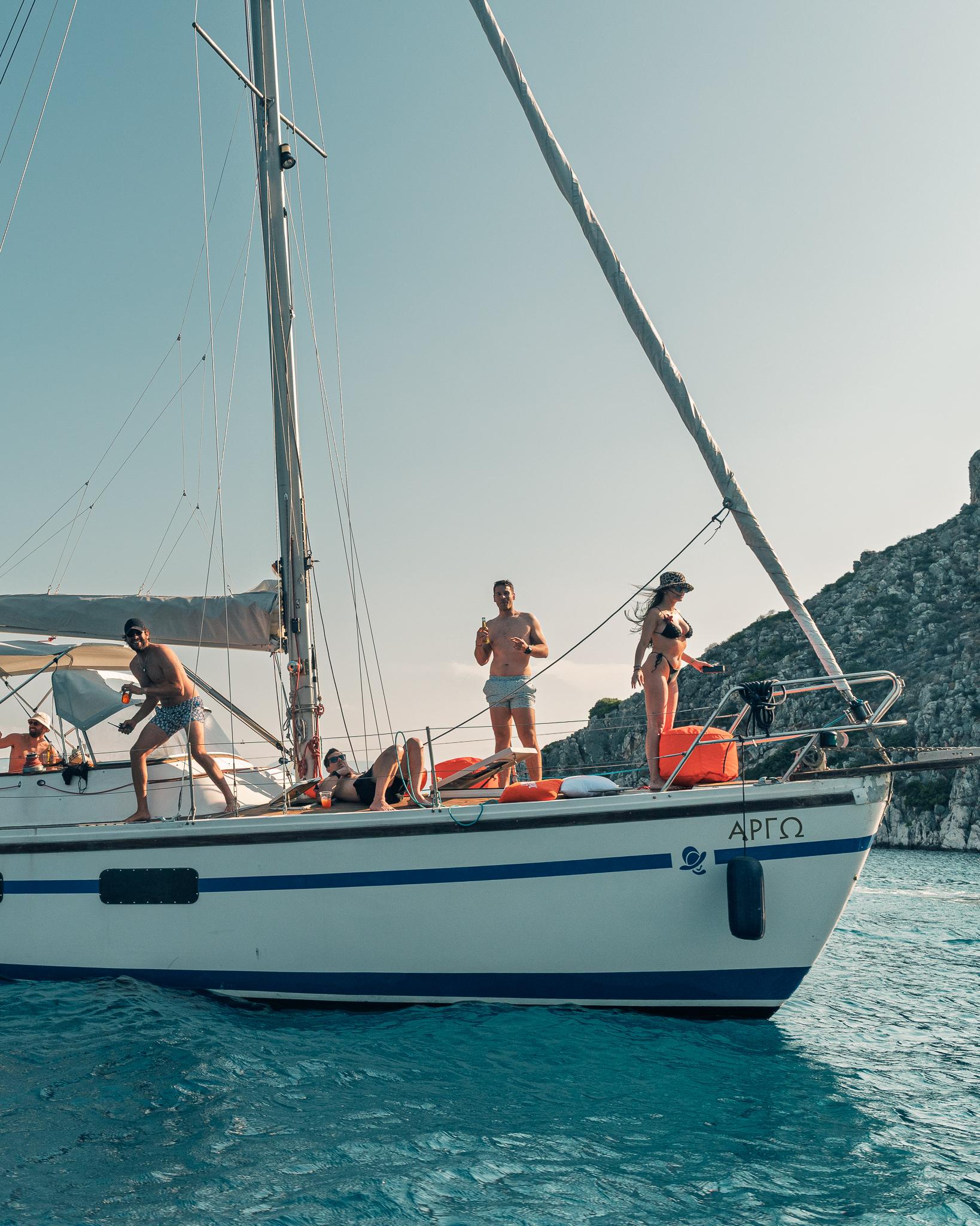 Segeltörn in kleiner Gruppe in Nafplio mit Köstlichkeiten