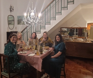 Palermo: 2-Hour Sicilian Cheese and Wine Tasting Tour