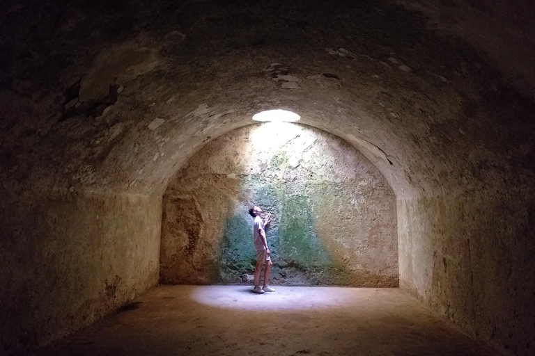 Menorca: La Mola, Isabel II Fortress