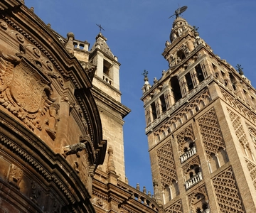 Cathedral and Giralda Entry Ticket with Audio Guide