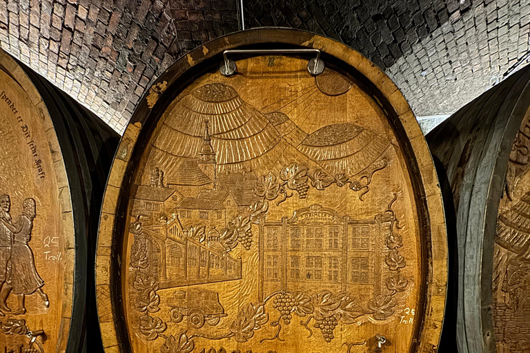 Erlebnis Weintasting Stuttgart Premium Weinprobe mit Snack im Gewölbekeller