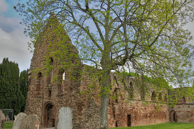 Loch Ness: Urquhart Castle and Culloden Battlefield