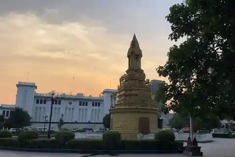 Phnom Phnom: Local Market & Culture Walking of City Tour