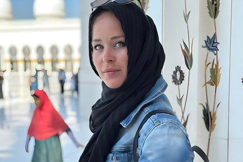 Excursion d&#039;une jounée complète à Abu Dhabi - Grande mosquée, musée du Louvre et plus encoreExcursion d&#039;une journée à Abou Dabi : grande mosquée, musée du Louvre et plus 