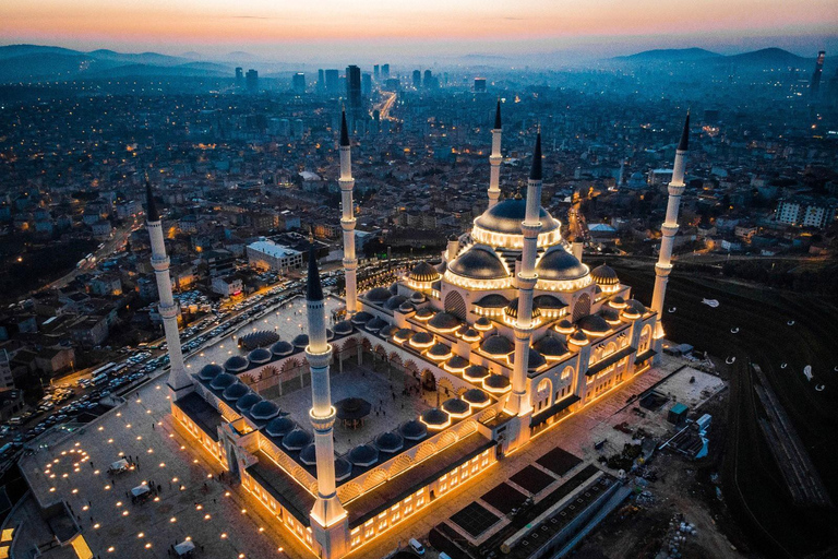 Istanbul: Asian Side Tour with Camlica Mosque & Lunch