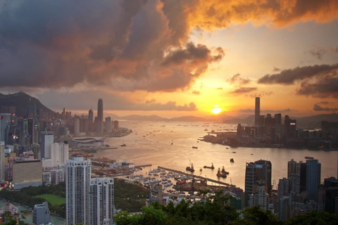 Hong Kong: City Guided Tour with Ticket and Ferry Cruise