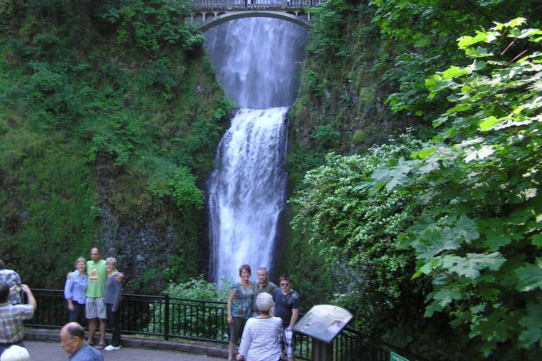 Portland: Multnomah Falls Day Trip with Transport