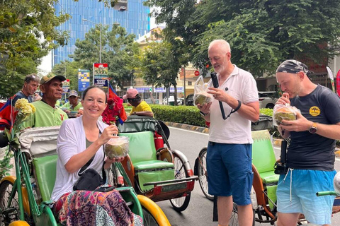 Half-Day Phnom Penh Cyclo Experience