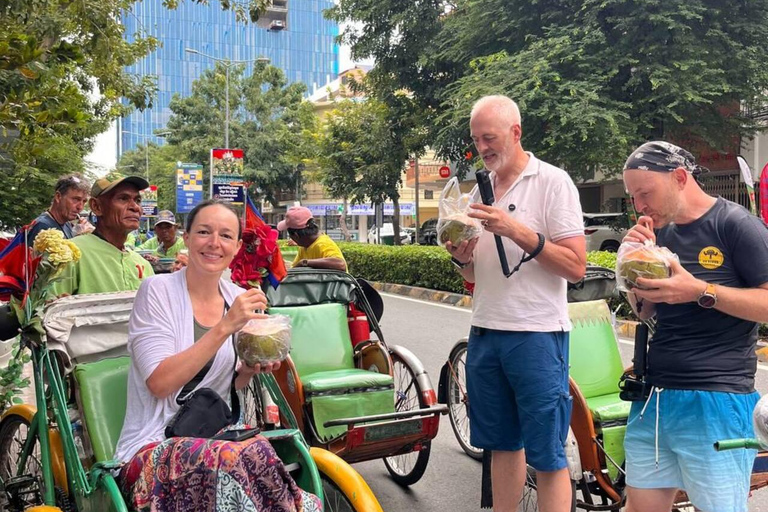 Half-Day Phnom Penh Cyclo Experience