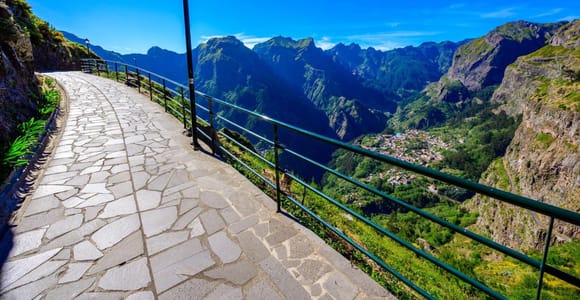 Discovery tour: Curral das Freiras, Pico dos Barcelos, and Eira do Serrado