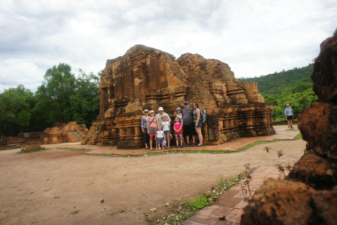 From Hoi An/Da Nang: Tour My Son Sanctuary with car and Boat Shared Tour : Da Nang Pickup