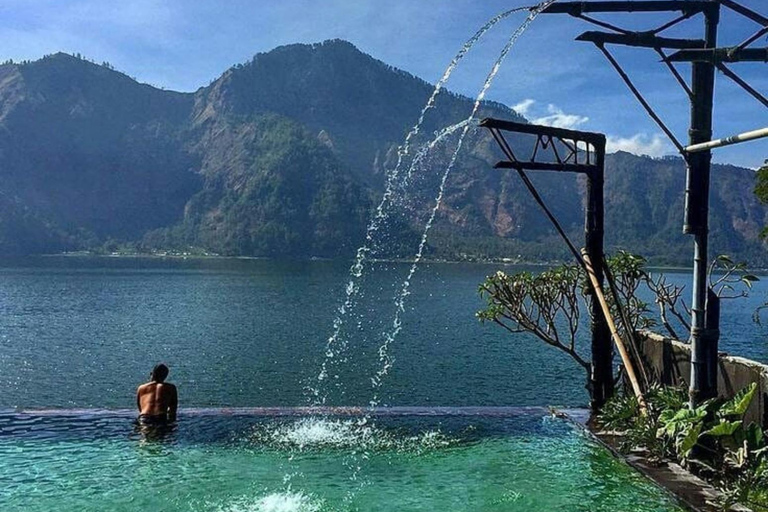 Bali: Mount Batur Jeep Sunrise and Hot Spring All InclusiveTour particular de jipe com traslado